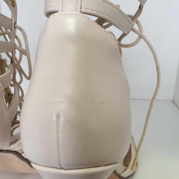 Novo Lindon Nude Strappy Heels Sz 9 - Picture 6 of 6